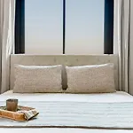 Sanders Crystal 1 Apartament *