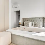 Sanders Crystal 1 Limassol