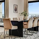 Sanders Crystal 1 Apartament *