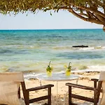 Sanders Crystal 1 * Limassol
