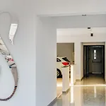 Sanders Crystal 1 * Limassol