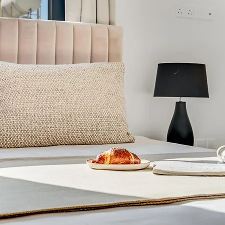 Sanders Crystal 1 * Limassol