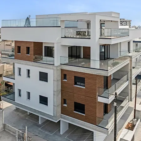 Sanders Crystal 1 Limassol