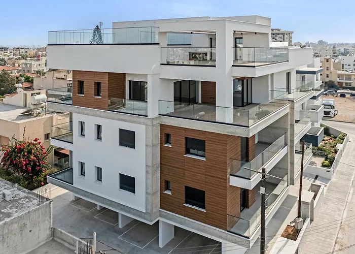 Sanders Crystal 1 Lemesos