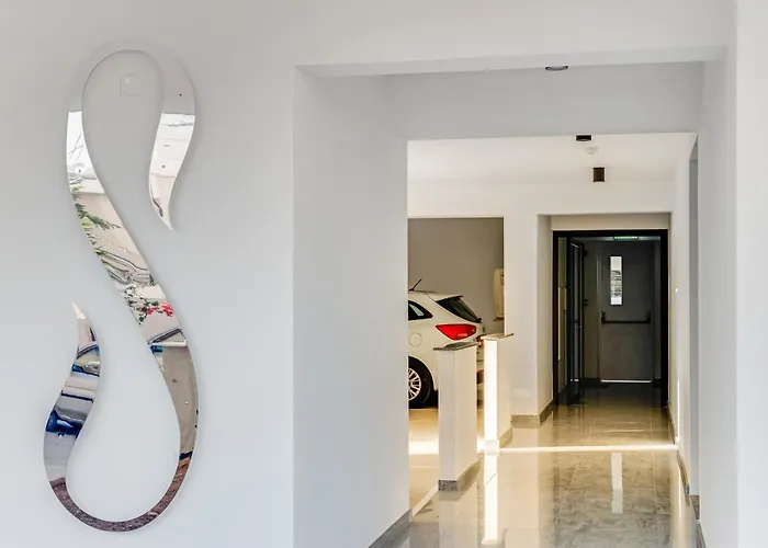 Sanders Crystal 1 * Limasol